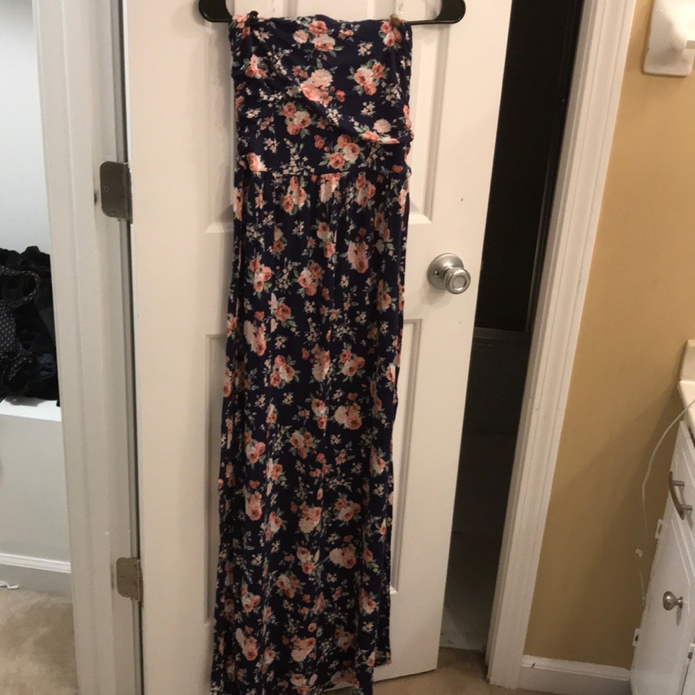 Strapless blue long dress